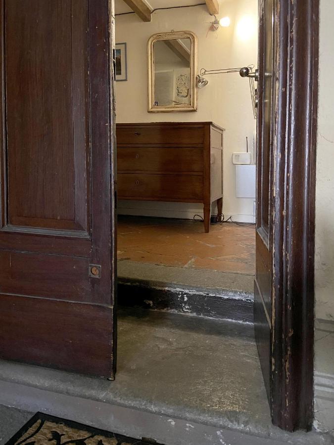 Fascinating Central Hideaway In A Physicist'S Home Комо Екстериор снимка